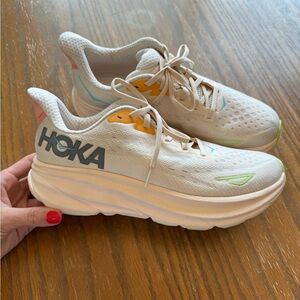 Hoka Womens Clifton 9 Size 10